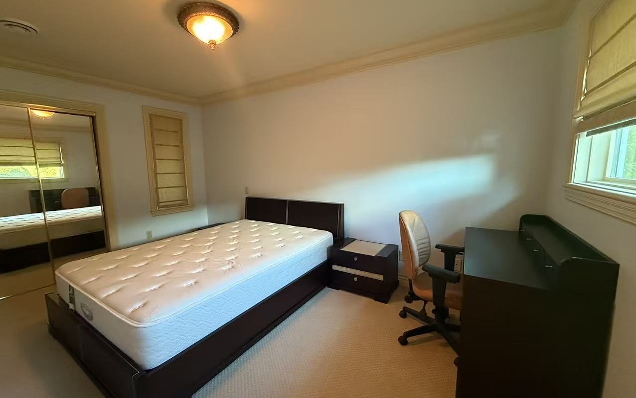 Iconic British Properties Luxury Estate with Indoor Pool & Tennis Cour