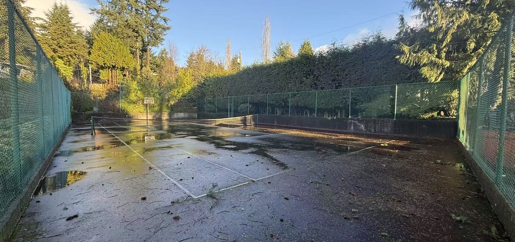 Iconic British Properties Luxury Estate with Indoor Pool & Tennis Cour