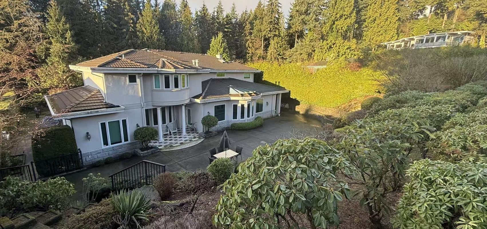 Iconic British Properties Luxury Estate with Indoor Pool & Tennis Cour