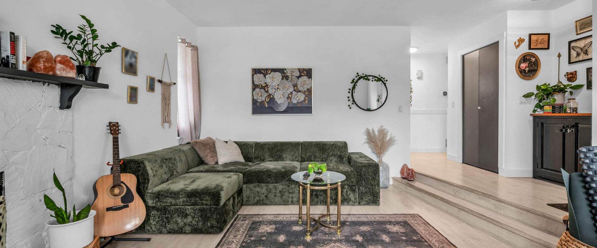 Relaxed Lifestyle in Quiet Maple Ridge Neighborhood