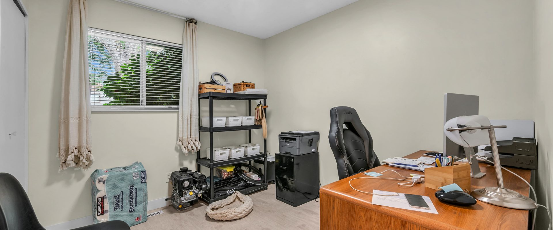 Relaxed Lifestyle in Quiet Maple Ridge Neighborhood