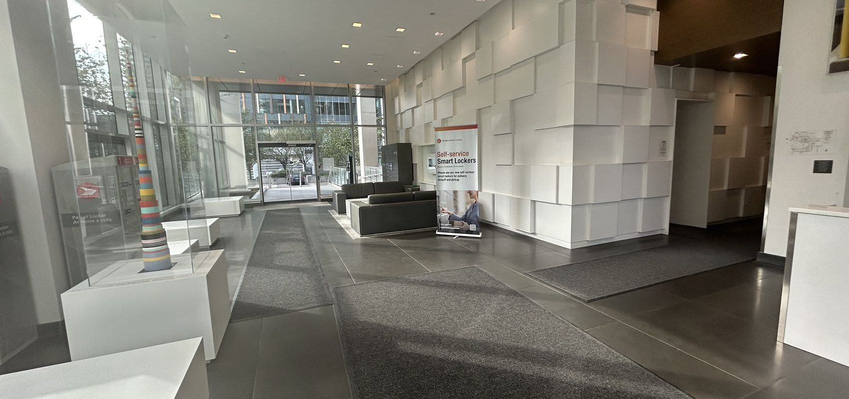 Burnaby Metrotown Gem! 2-Bed + Den with Stunning City & Mountain Views