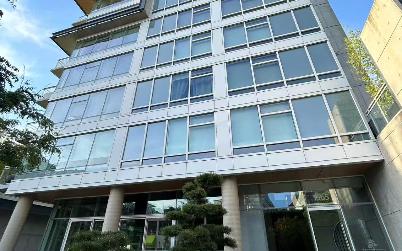 Vancouver Kitsilano Area one bedroom with amazing views