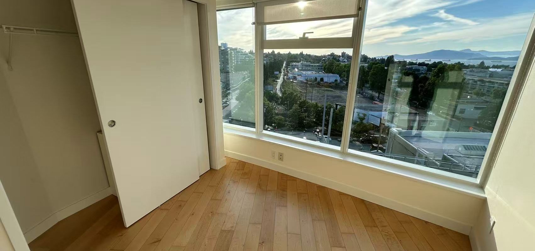 Vancouver Kitsilano Area one bedroom with amazing views