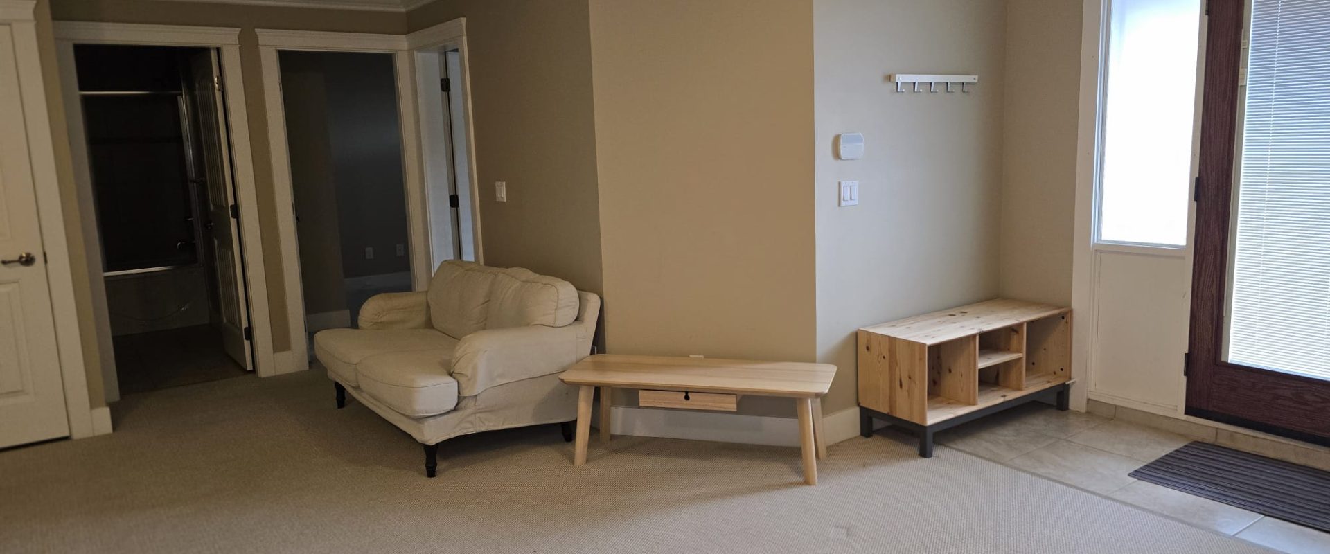 2-Bed, 1-Bath Ground Level– South-Facing, Ambleside West Vancouver