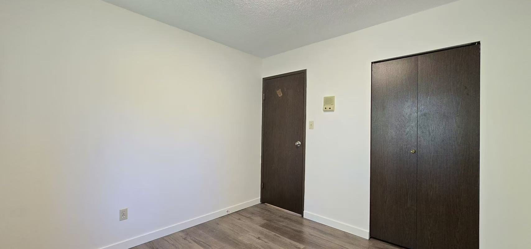 Burnaby Government Road Large 5Bd/3Ba Single Family House