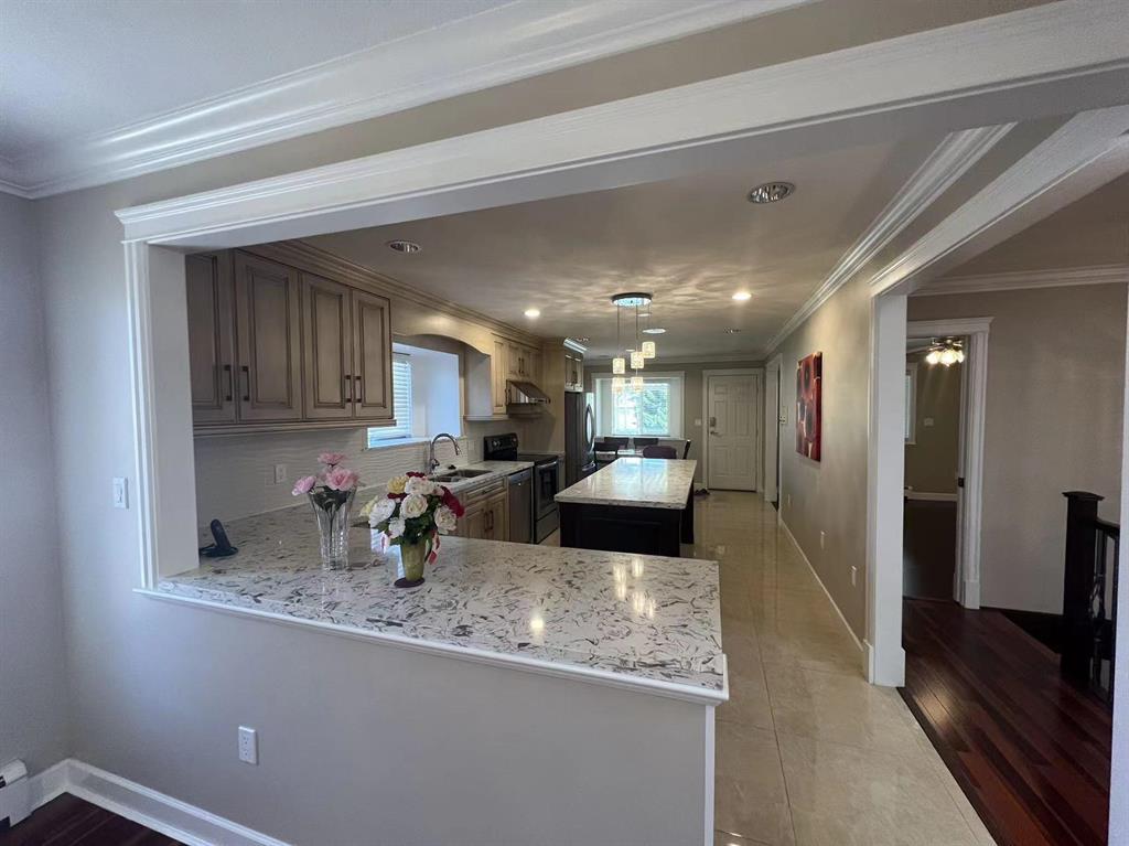 Prime Metrotown location New Renovated Main House for Rent