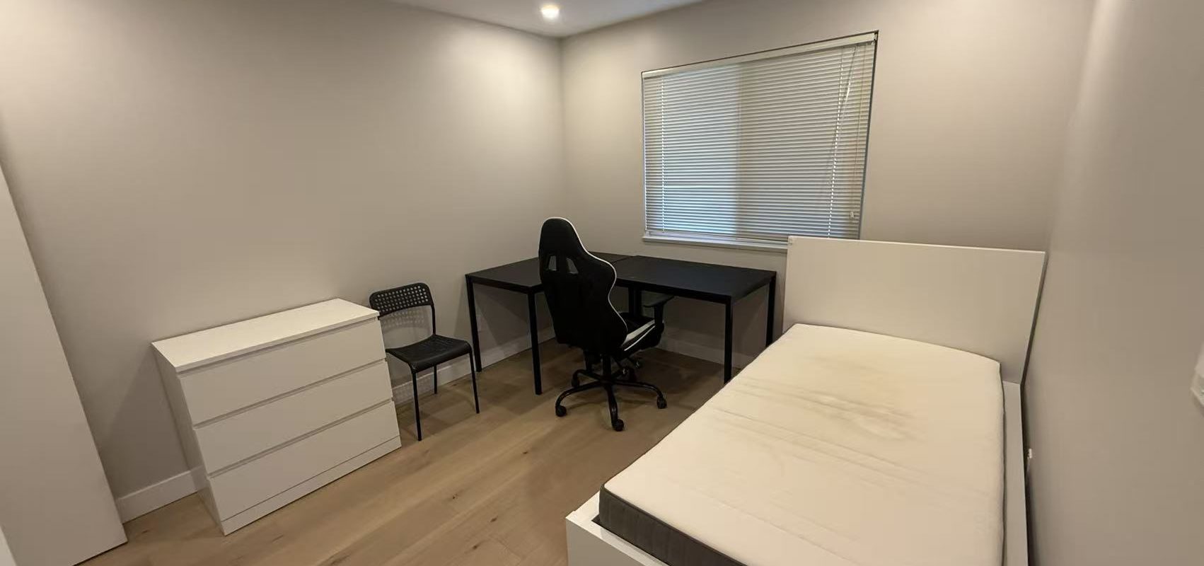 Monroe Avenue | Bright & Modern Home with Mountain Views