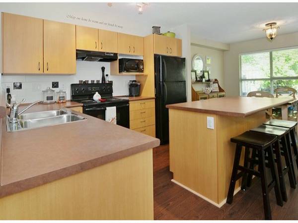 Great Townhouse for rent in Langley