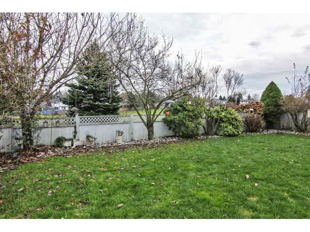 Langley stunning 4 bed 3 bath House for rent!