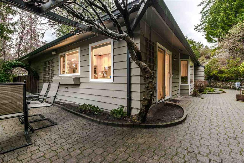 Completely Private and landscaped contemporary home in Eagle Harbour