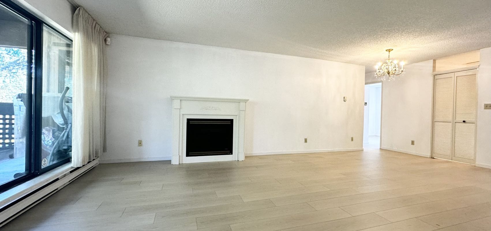 Langara湖景3房2卫公寓出租