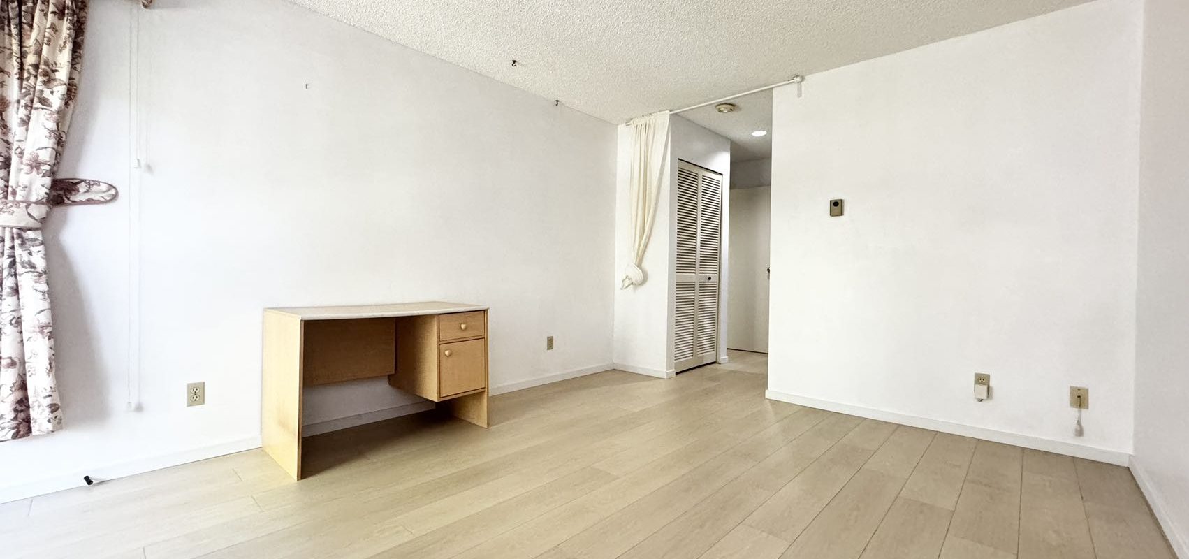 Langara湖景3房2卫公寓出租