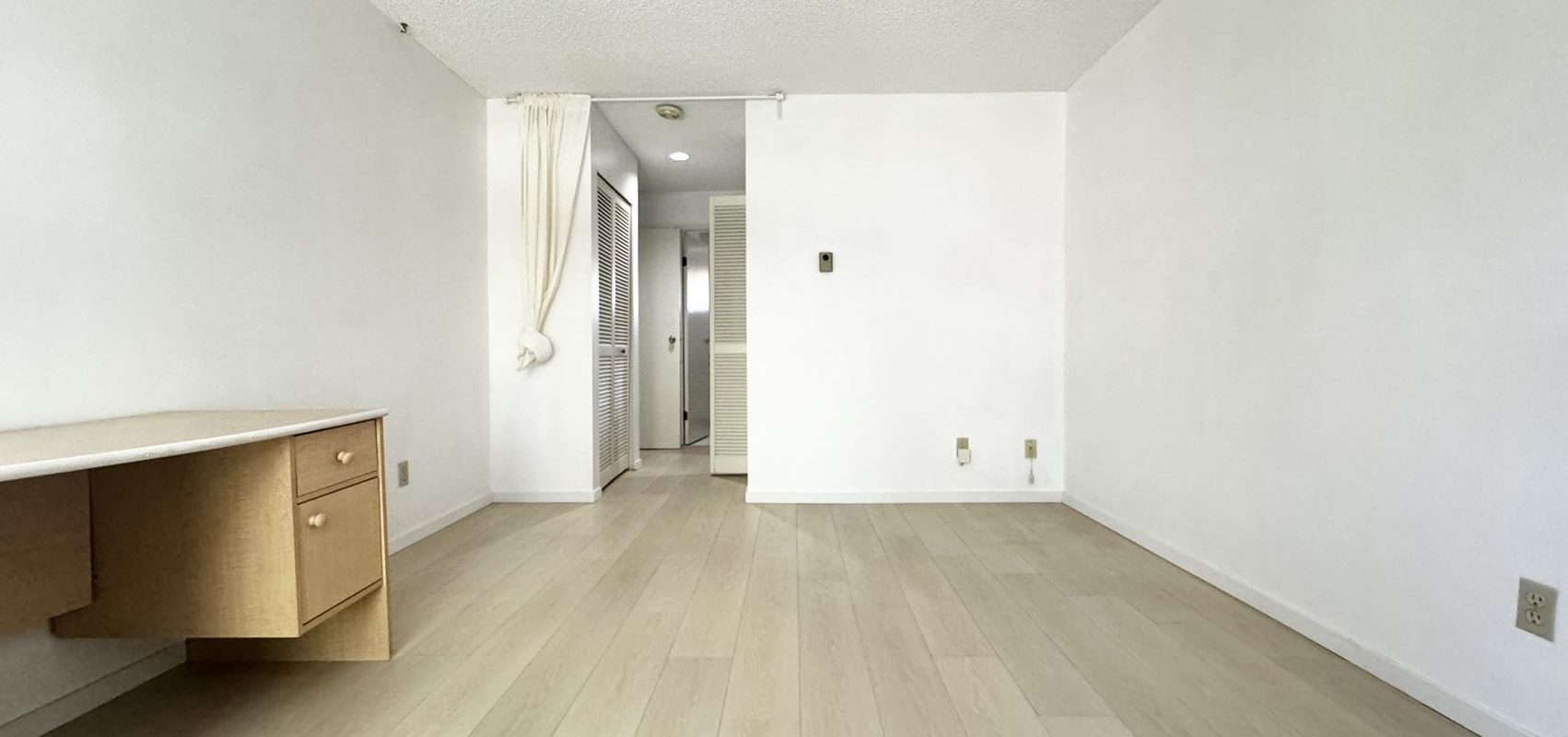 Langara湖景3房2卫公寓出租