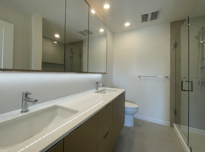 南素里Grandview Corners购物中心附近联排别墅四室三卫出租