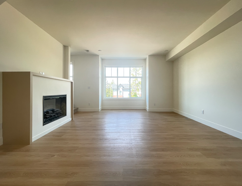 南素里Grandview Corners购物中心附近联排别墅四室三卫出租